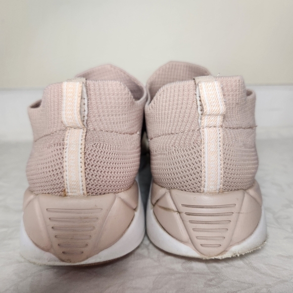 Sketchers pink A-line runners - Picture 7 of 12